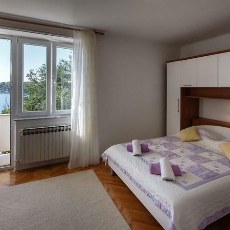 Apartments Maris Раб Екстериор снимка